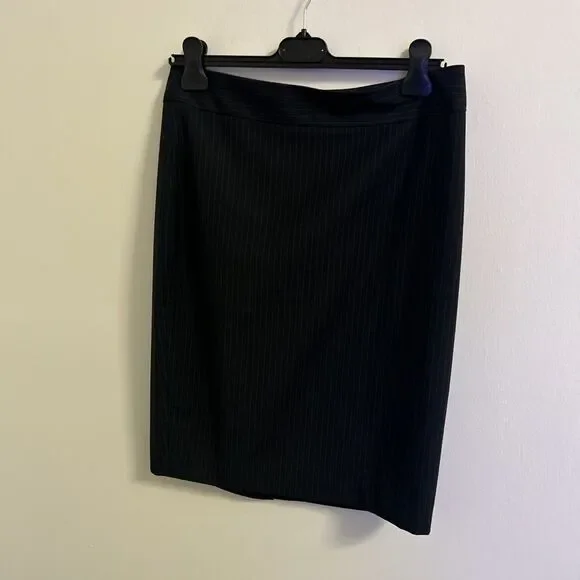 Ann Taylor Size 8 Navy Pinstripe Pencil Skirt Knee Length Work Office - Picture 2 of 8